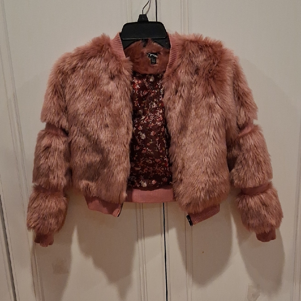 Art Class Blush Faux Fur Collar